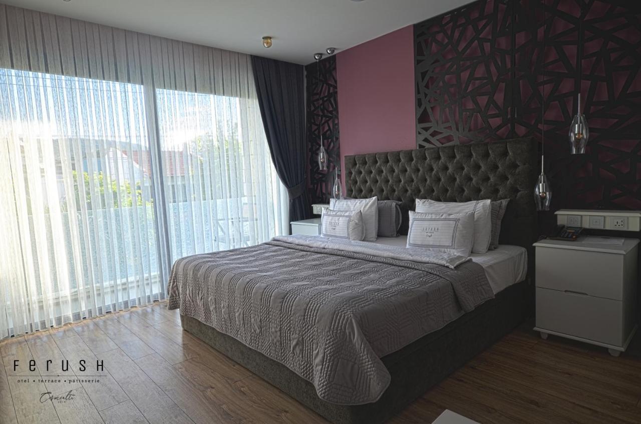 Ferush Otel Urla Exterior foto