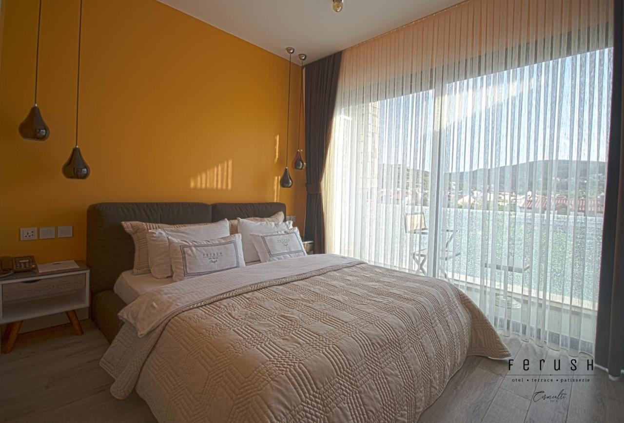Ferush Otel Urla Exterior foto