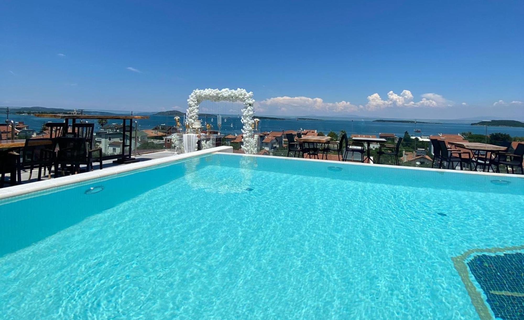 Ferush Otel Urla Exterior foto