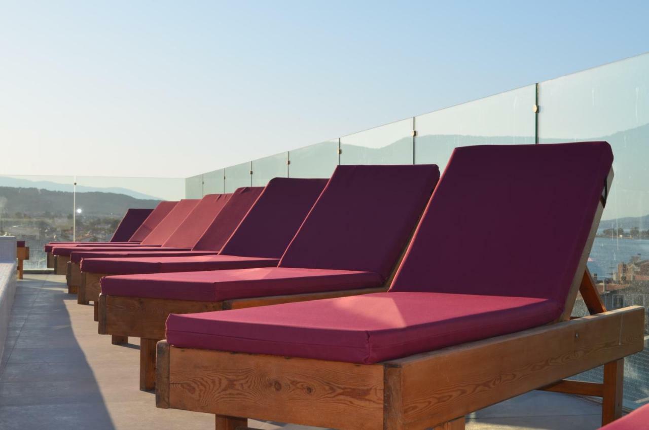 Ferush Otel Urla Exterior foto